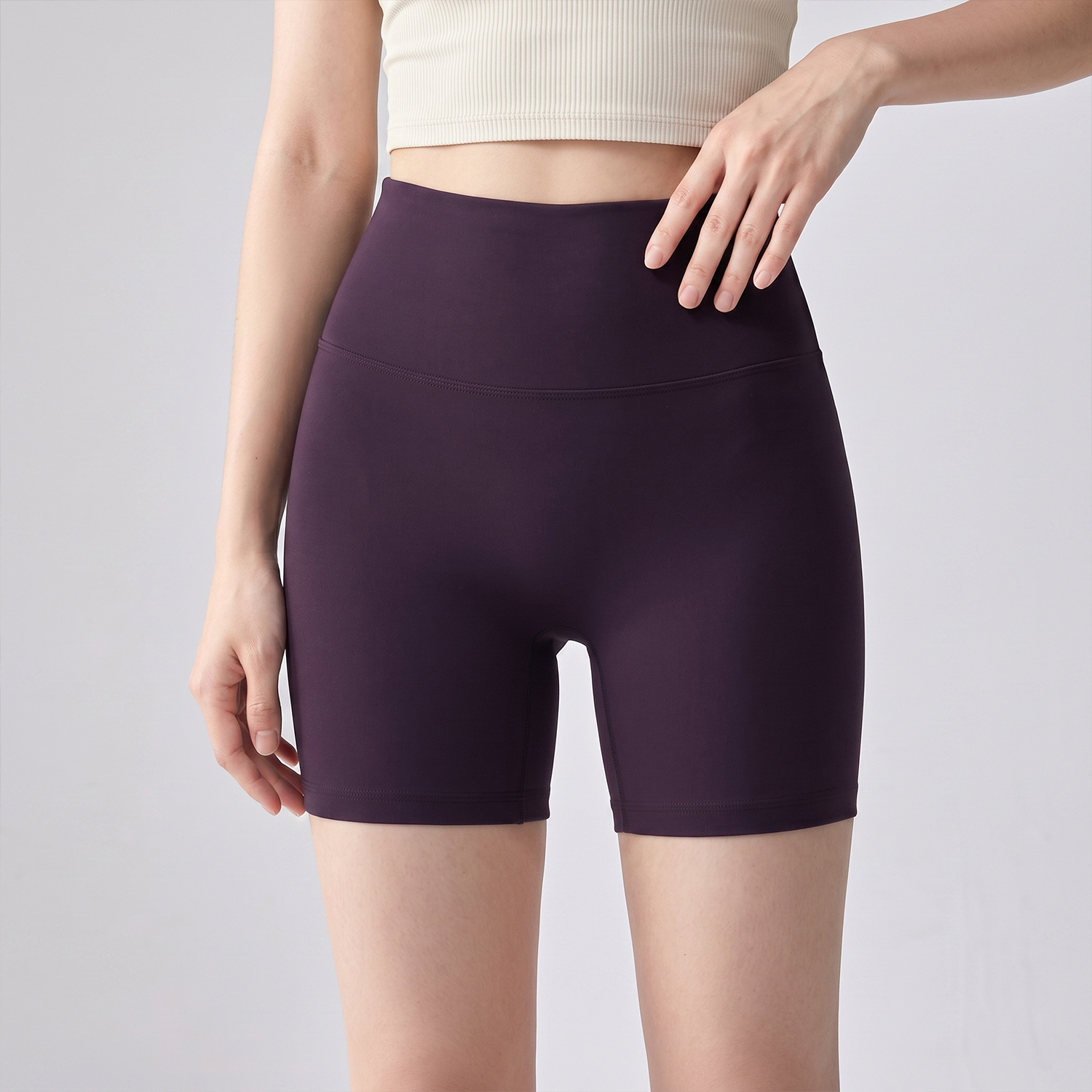 AIDU NULS Barely-There Seamless 3/4 Yoga Shorts for Women, High-Waisted Tummy Control Fitness Shorts, Peach Butt Lifting Tight Athletic Shorts